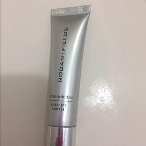Rodan & fields bright eye complex